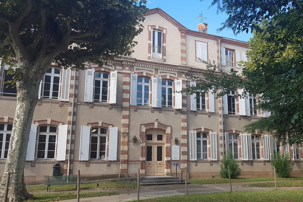 La difficulté de ce projet a été la réalisation de travaux multi-localisés sur 4500m², en site occupé, necessitant une coordination fine des corps d'état.
